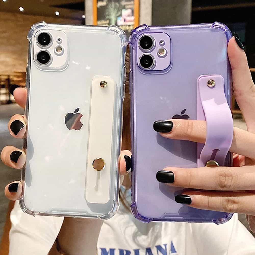 Transparent bulk phone cases in different colors